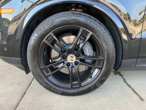 2024 Porsche Cayenne Coupe