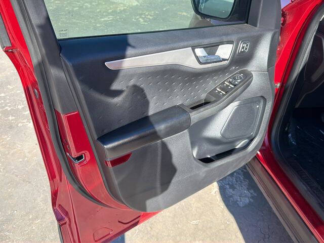 2020 Ford Escape SEL