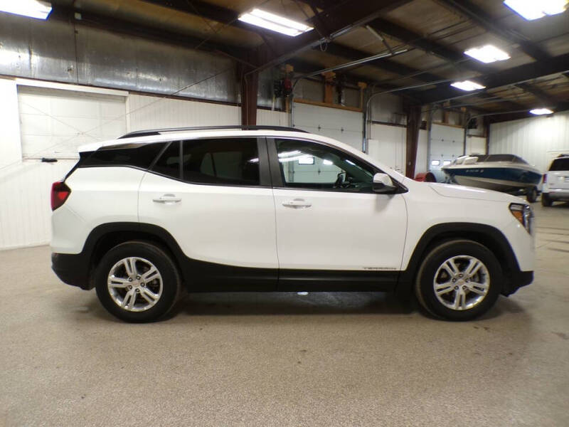 2022 GMC Terrain SLE