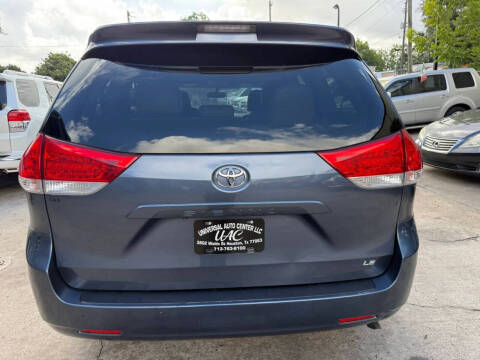 2014 Toyota Sienna