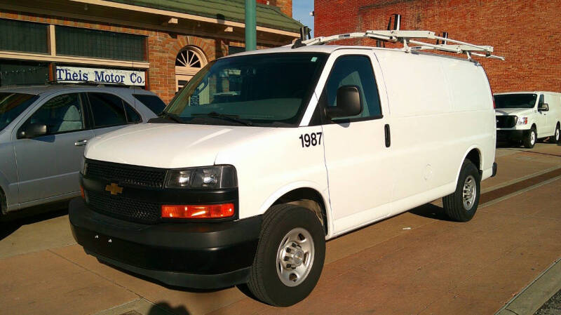2022 Chevrolet Express Cargo Work Van's photo
