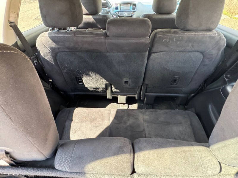 2016 Nissan Pathfinder S