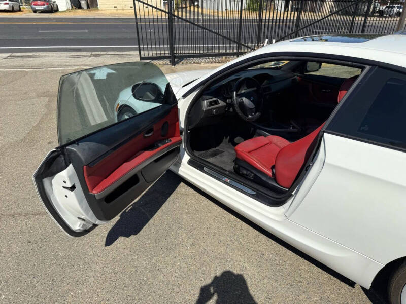 2011 BMW 3 Series 335i