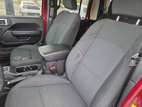 2021 Jeep Gladiator Willys Sport