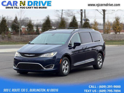 2017 Chrysler Pacifica Touring-L Plus