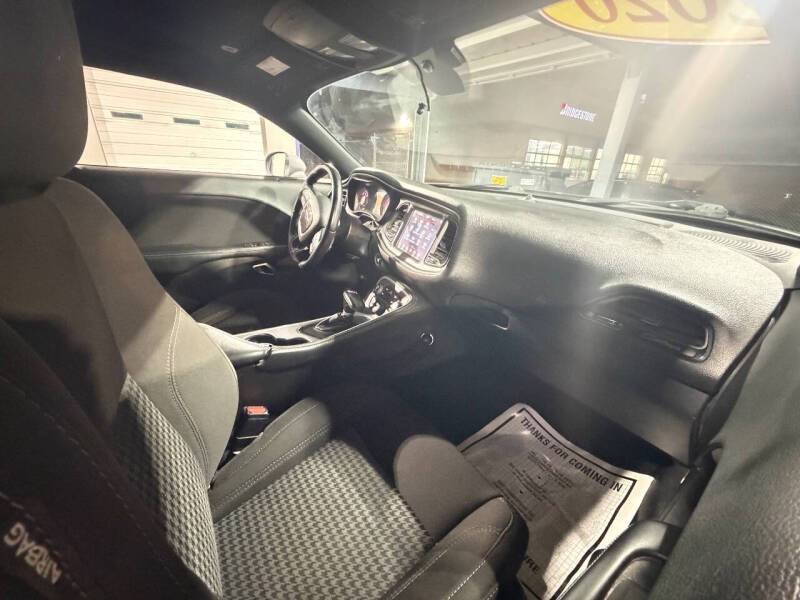 2020 Dodge Challenger SXT