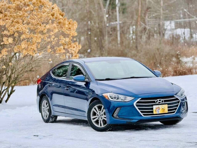 2017 Hyundai Elantra Value Edition's photo