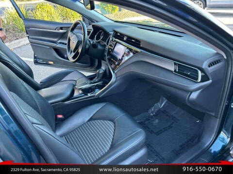 2019 Toyota Camry SE