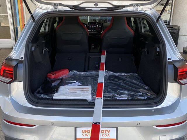 2025 Volkswagen Golf GTI Autobahn