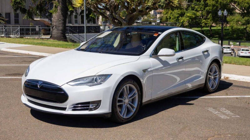 2012 Tesla Model S Signature Performance
