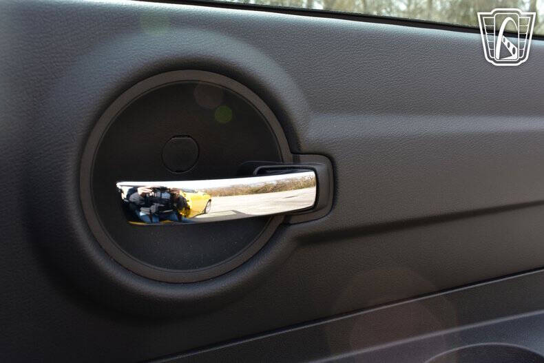 2007 Dodge Charger SRT-8