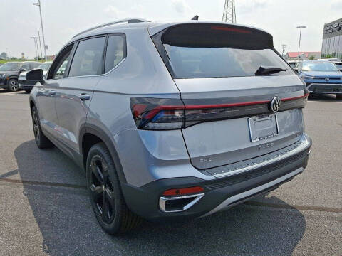 2025 Volkswagen Taos SEL 4Motion