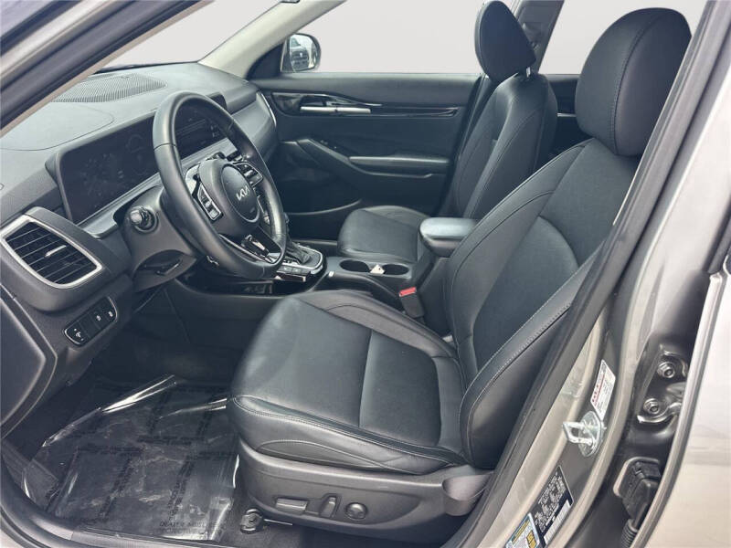 2024 Kia Seltos EX