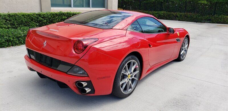 2013 Ferrari California 25