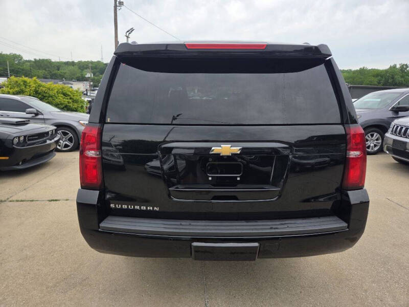 2020 Chevrolet Suburban LT
