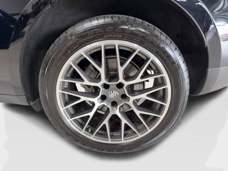 2016 Porsche Macan S