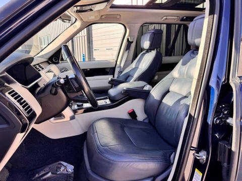 2020 Land Rover Range Rover P525 HSE