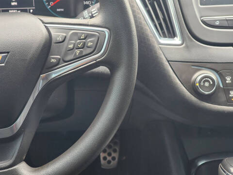 2017 Chevrolet Malibu LT