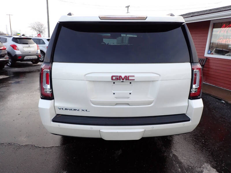 2015 GMC Yukon XL SLT