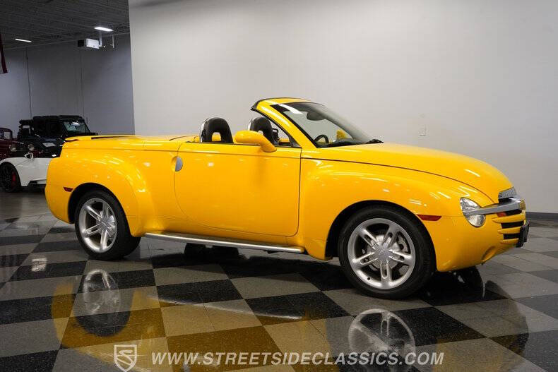 2004 Chevrolet SSR LS