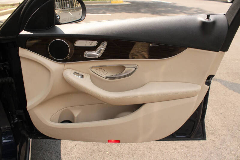 2017 Mercedes-Benz C-Class