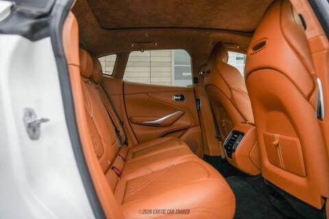 2021 Aston Martin DBX