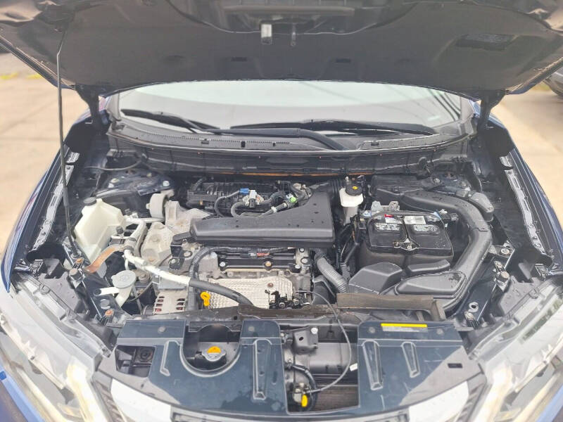 2017 Nissan Rogue SL