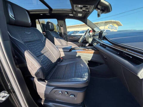 2023 Cadillac Escalade Sport Platinum