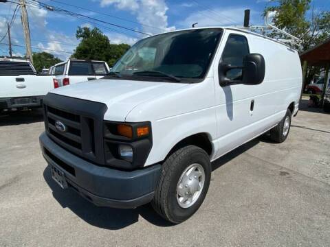 2014 Ford E-Series Cargo for sale at RODRIGUEZ MOTORS CO. in Houston TX