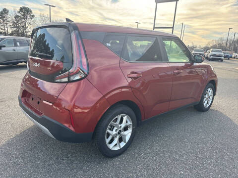 2023 Kia Soul LX