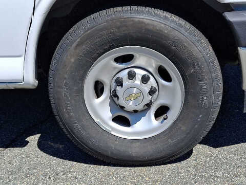 2024 Chevrolet Express 2500