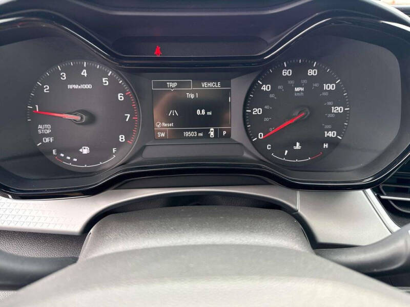 2025 Chevrolet Trax LS