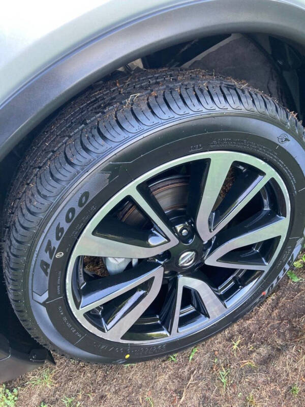 2020 Nissan Rogue SL
