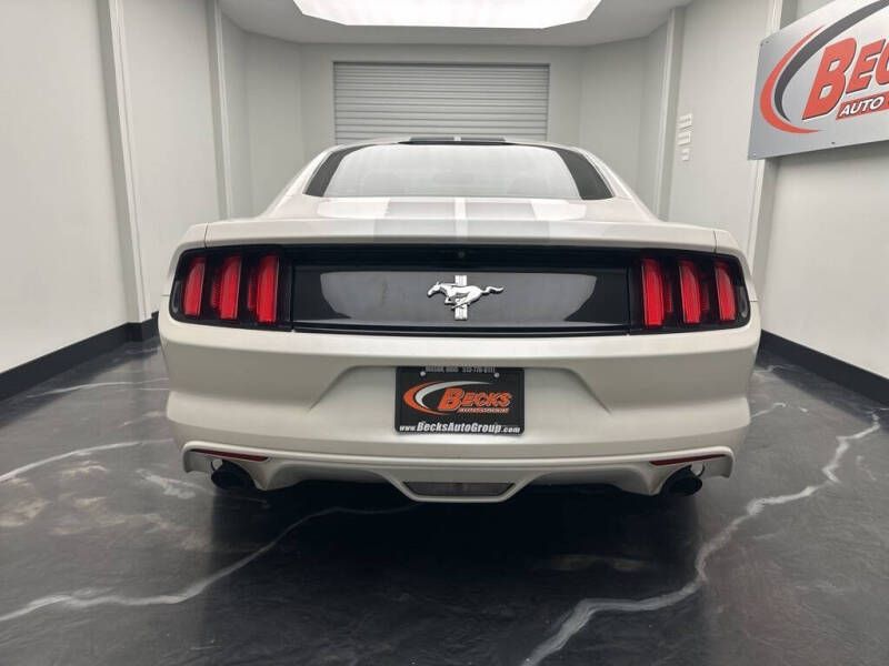 2017 Ford Mustang V6