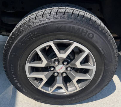 2017 GMC Canyon SLE