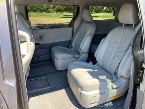 2011 Toyota Sienna XLE 7-Passenger