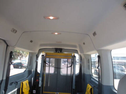 2016 Ford Transit 150 XLT