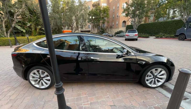 2020 Tesla Model 3 Standard Range Plus