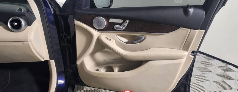 2019 Mercedes-Benz GLC GLC 350e 4MATIC