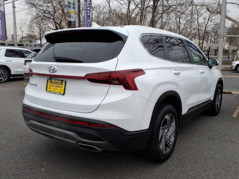 2023 Hyundai Santa Fe SE