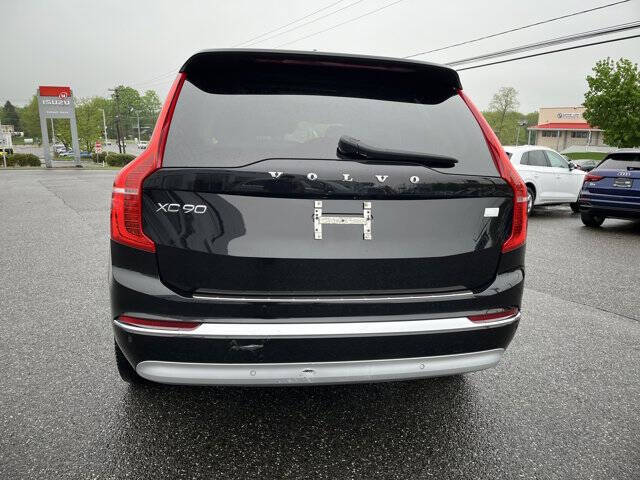 2022 Volvo XC90 Recharge T8 Inscription 6P