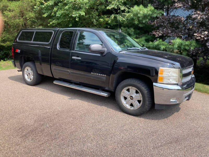 2013 Chevrolet Silverado 1500 for sale at BORGES AUTO CENTER, INC. in Taunton MA