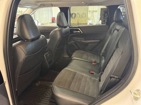 2024 Mitsubishi Outlander