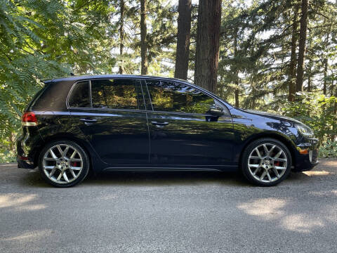 2013 Volkswagen GTI Wolfsburg Edition PZEV