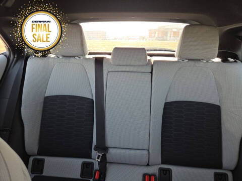 2025 Toyota Corolla Hatchback SE