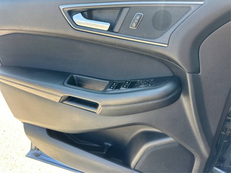 2018 Ford Edge SE