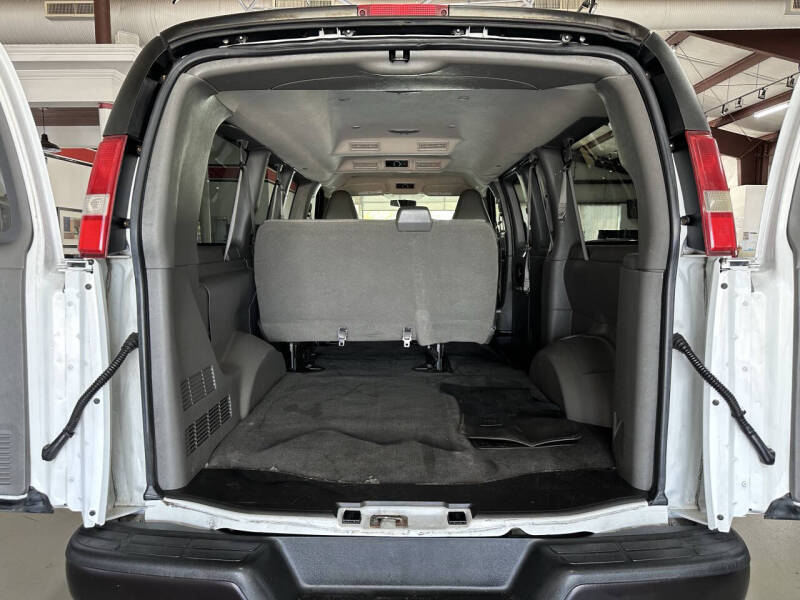 2017 Chevrolet Express LS 2500