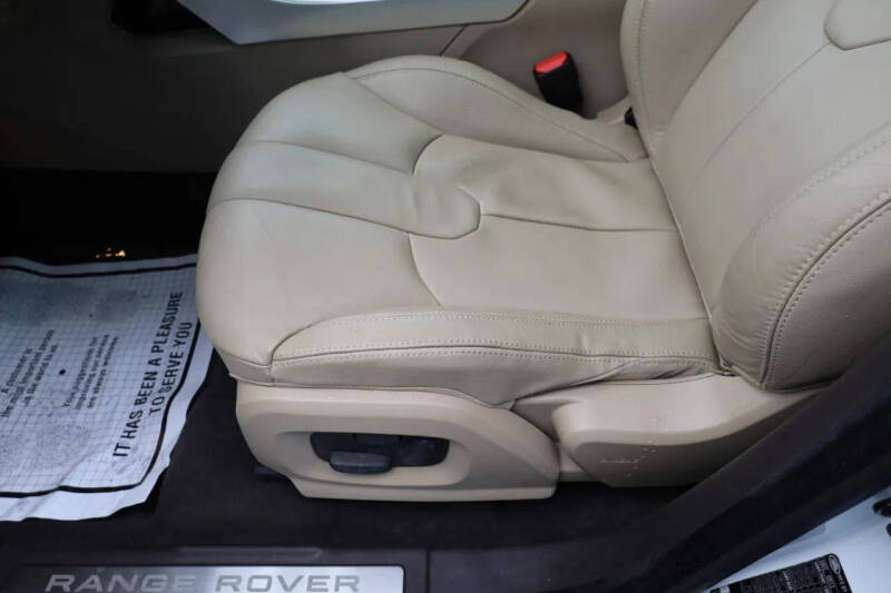 2013 Land Rover Range Rover Evoque Pure Plus