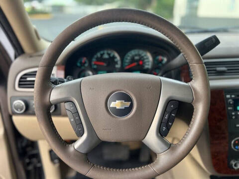 2012 Chevrolet Suburban LT