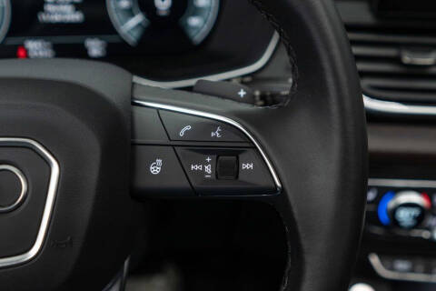 2024 Audi Q5 e quattro S line Premium 55 TFSI